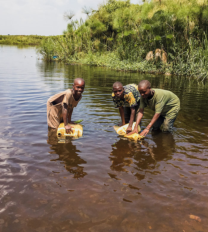 End Long Walks for Water for Children in Kakumiro - Lifewater International